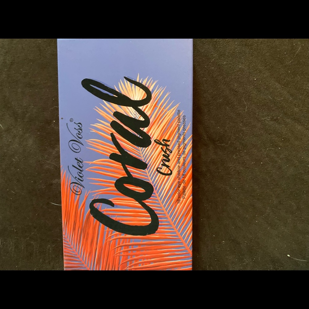 BNIB Violet Voss Palette
